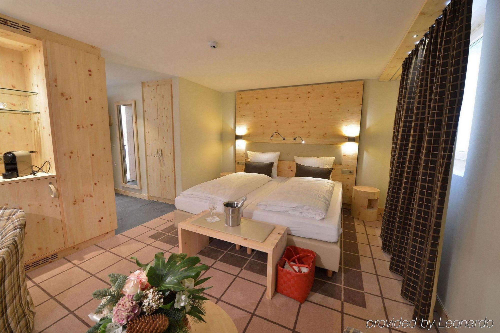 Alpenhotel Fleurs De צרמט מראה חיצוני תמונה
